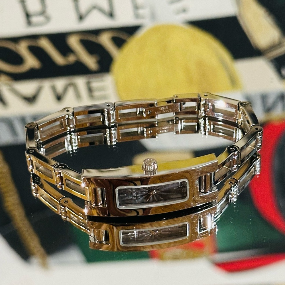 🔥 ❌SOLD ❌GUCCI WATCH BRACELET STAINLESS STEEL SIZE 6" w/ New Battery - Picture 8 of 10
